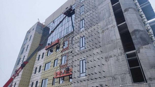 В Омске строят новый корпус медико-хирургического центра