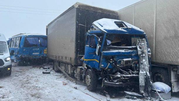 Опубликовано видео момента смертельной аварии на трассе Тюмень–Омск