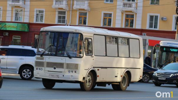 На новогодние праздники изменится расписание автобусов от Омского автовокзала