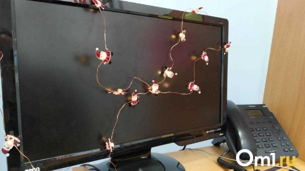 Омичей ждёт самая короткая рабочая неделя года