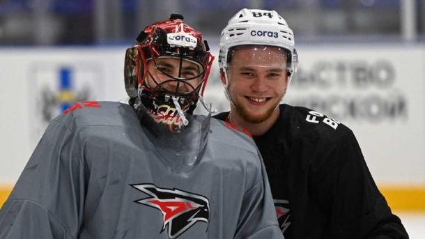 Вратарь «Авангарда» признан лучшим на неделе в КХЛ