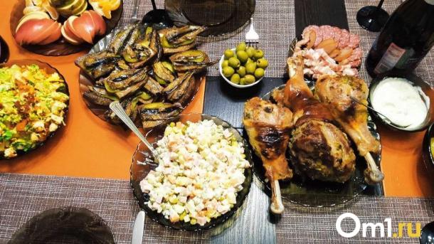 Новосибирский Роспотребнадзор предупреждает: новогодние салаты могут быть опасны