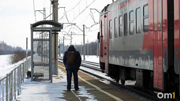 Запуск электрички из Омской области в Новосибирск отложили из-за нехватки денег