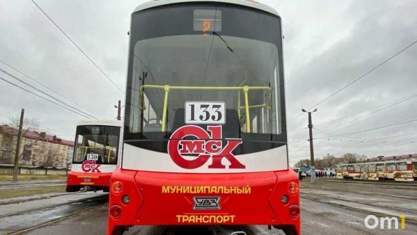 «Ничего страшного»: омичи чуть не задохнулись в задымлённом салоне трамвая