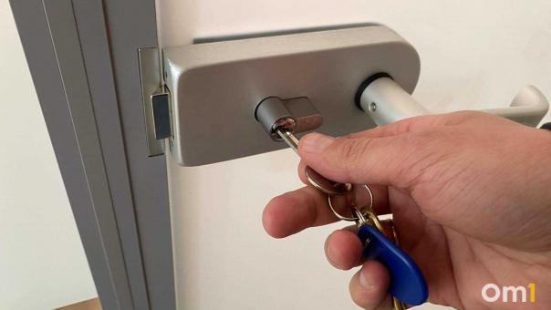 У жильцов непривычно длинного дома в Омске изымут квартиры