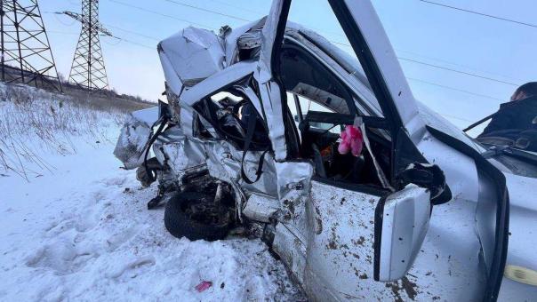 Страшное ДТП под Омском: двое погибли на трассе до Русской Поляны