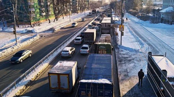 С 2 февраля 2026: большегрузам запретят въезд в центр Новосибирска