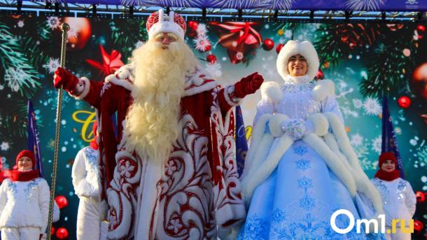 Зажгли звезду: в Омской крепости открыли главную городскую ёлку