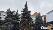 В новогодних огнях: Яндекс Карты показывают, как украсили Омск к празднику