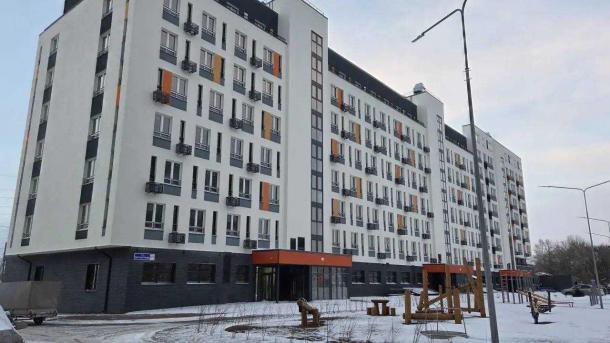 В Центральном округе Омска сдали многоэтажку на 140 квартир