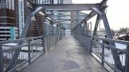 Мэр Максим Кудрявцев открыл пешеходный мост через Транссиб в Новосибирске