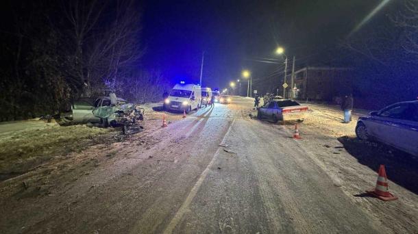 Пострадал ребёнок и трое взрослых: в Омске случилась серьёзная авария