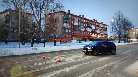 В Омске водитель сбил 11-летнего ребёнка с тюбингом