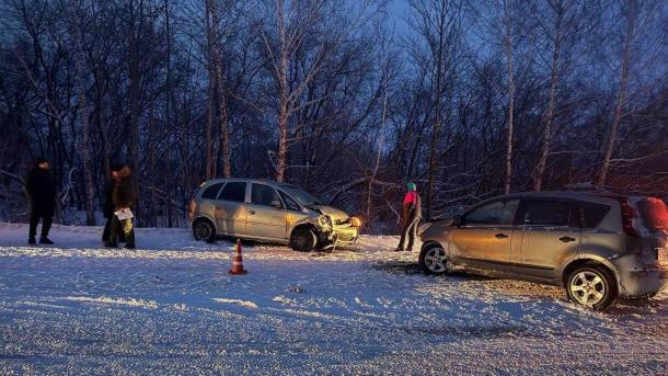 В аварии на Красноярском тракте пострадала 2-летняя девочка