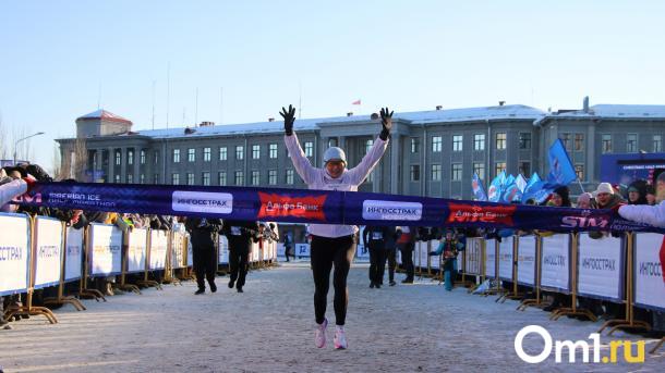 На Рождественском полумарафоне победили только омички