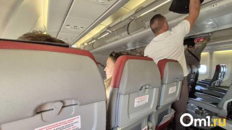 В Омске на семь часов задерживается рейс в Санкт-Петербург