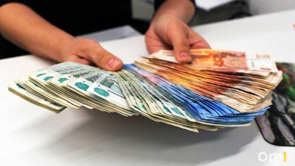 Средняя зарплата россиян за последние пять лет выросла в два раза