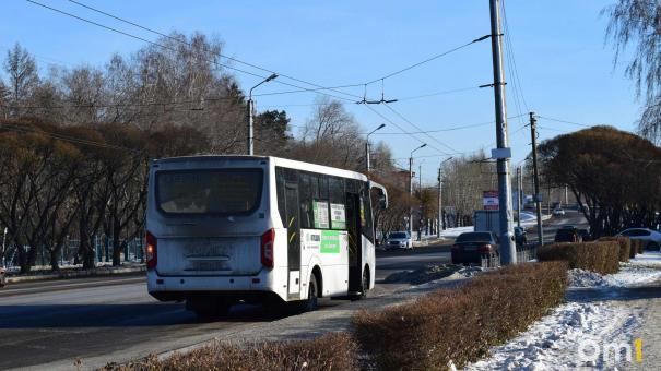 Омичи после Нового года остались без востребованного маршрута до вокзала