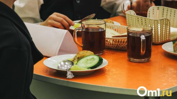 Омские школы потеряли полмиллиона рублей на некачественном питании