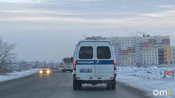 Две школы в Новосибирске эвакуированы: угроза не подтвердилась
