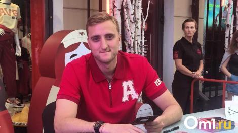 Тренер «Авангарда» Буше заявил, что в матче с «Ак Барсом» хоккеиста атаковало привидение