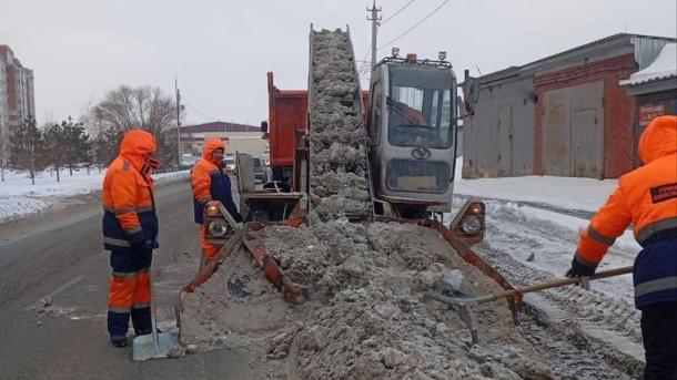 Опубликован список омских улиц, которые сегодня очистят от снега