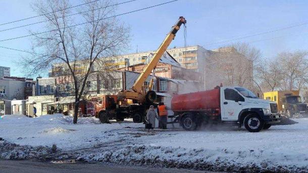 Прокуратура взяла на контроль аварию на теплосети в Кировском округе