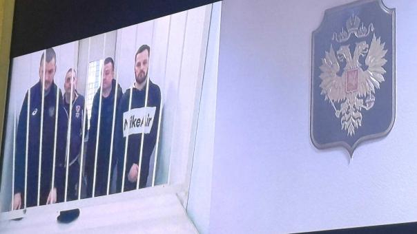 Бывшие силовики из Новосибирска отправятся в колонии строгого режима за вымогательство взяток