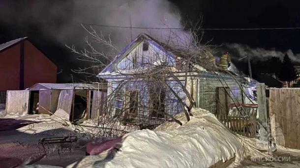 Под Омском сгорел частный дом: есть жертвы