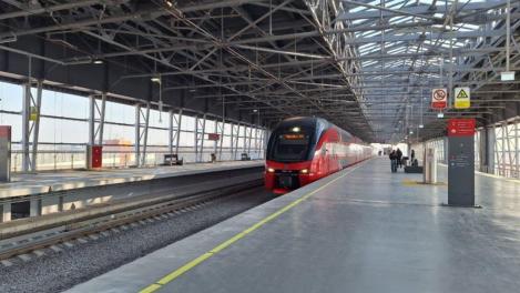 Электричка Новосибирск – Тогучин задержалась на полтора часа из-за поломки грузовых составов