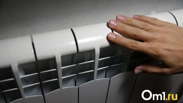 В Омске жители жалуются на отключение отопления и холод в квартирах