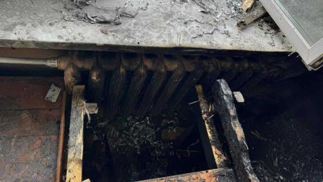 Причиной пожара в омской школе стал взрыв петарды