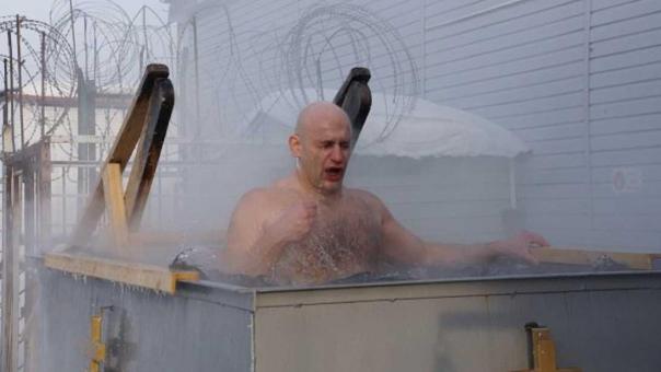 Более 300 осуждённых в Новосибирской области окунулись в крещенские купели