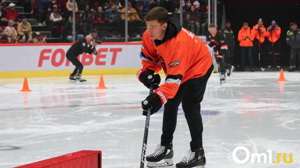 Омский Авангард по рекордной цене продал форму Шарипзянова