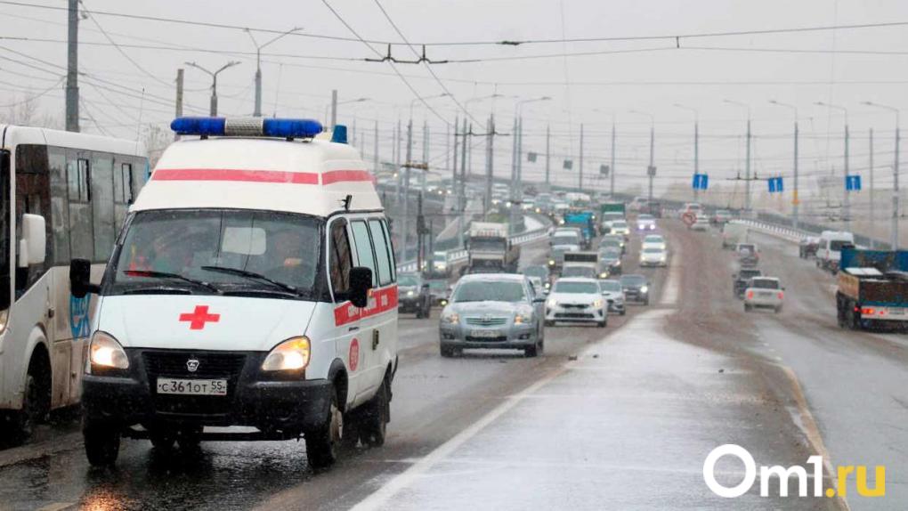 Врачи рассказали, какие вирусы распространены в Омской области. Кто в зоне риска