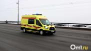 Скорая помощь застряла в снежном коллапсе на улицах Новосибирска