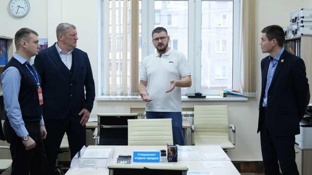 Участники проекта Герои НовоСибири изучили стратегию технологического суверенитета России и региональные механизмы её реализации