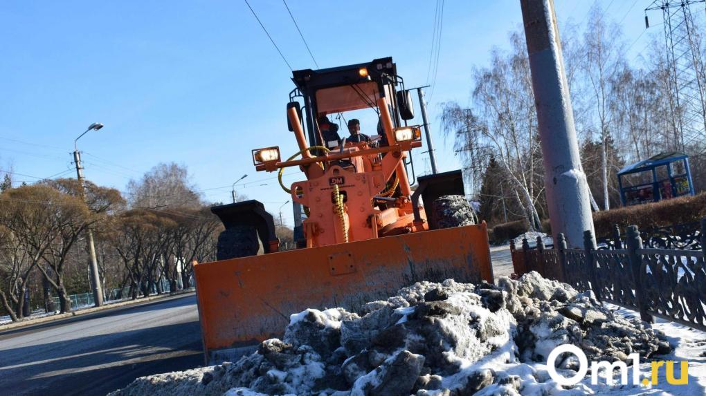 Мэр Сергей Шелест рассказал, сколько новой техники закупили для уборки города