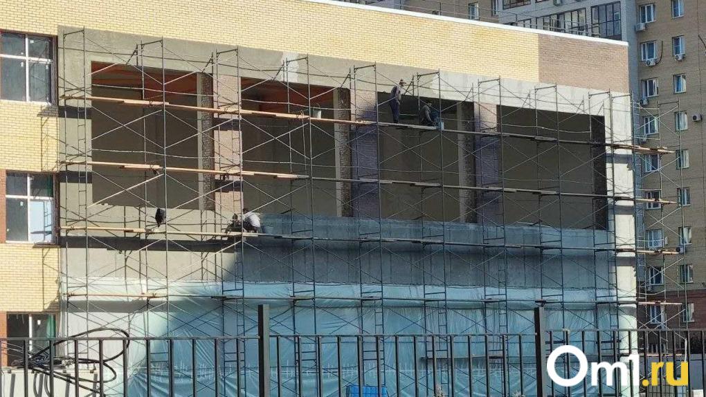 Шелест рассказал, когда откроют гимназию 88 и построят ещё одну школу в Амуре