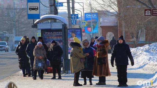 После смерти омского перевозчика возник дефицит автобусов на маршруте № 346