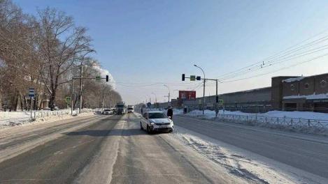 Водитель Kia Rio сбил пенсионерку на пешеходном переходе в Новосибирске