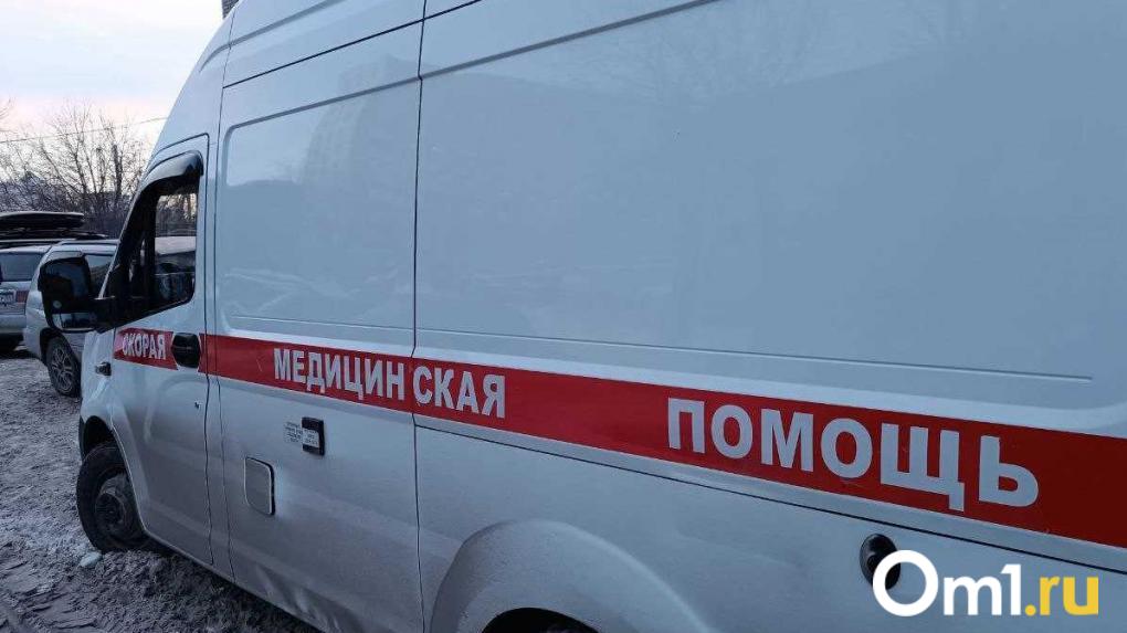 Женщина в крайне тяжёлом состоянии: Минздрав уточнил данные о пострадавших при пожаре в омских Кузьминках