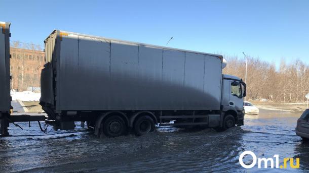 Через Омскую область снова пытались ввезти опасное масло из Казахстана