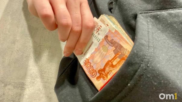 Новосибирская пенсионерка стала жертвой телефонных мошенников и едва не потеряла жильё
