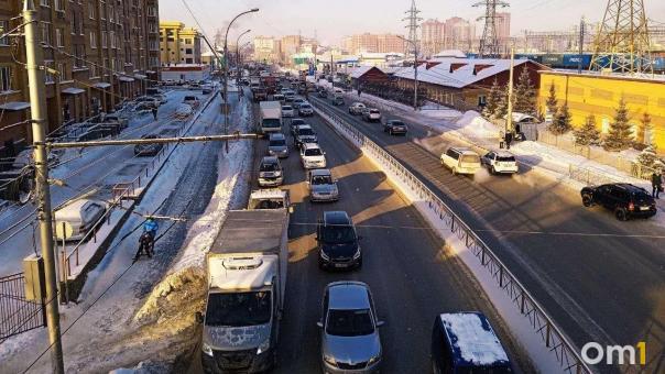 Новосибирск встал: утро началось с мощных пробок