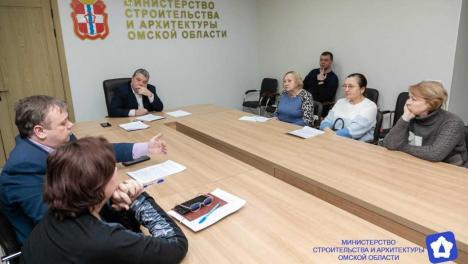 Александр Рашко встретился с обманутыми дольщиками в Омской области