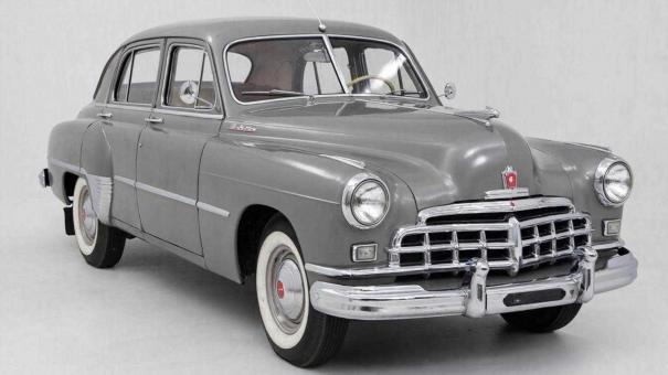 ЗИМ 1959 года за 2,5 млн рублей: в Новосибирске продают советскую редкость