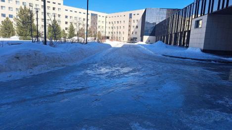 В Новосибирске в последние дни января резко выросло число травм из-за гололёда
