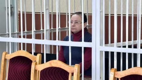 Женщина приговорена к 4 годам колонии за истязание и смерть 9-летней девочки под Новосибирском