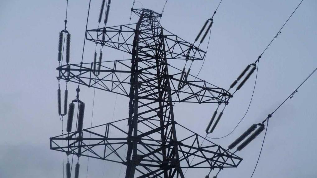 Когда у жителей посёлка в Омске стабильно будет свет